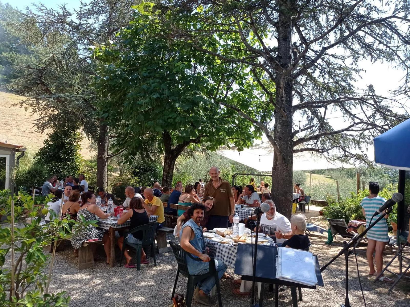 Ala Di Maniero In Agriturismo Valdrago In Toscana, Nel Verde Mugello Sulle Colline Di Firenze Borgo San Lorenzo Buitenkant foto