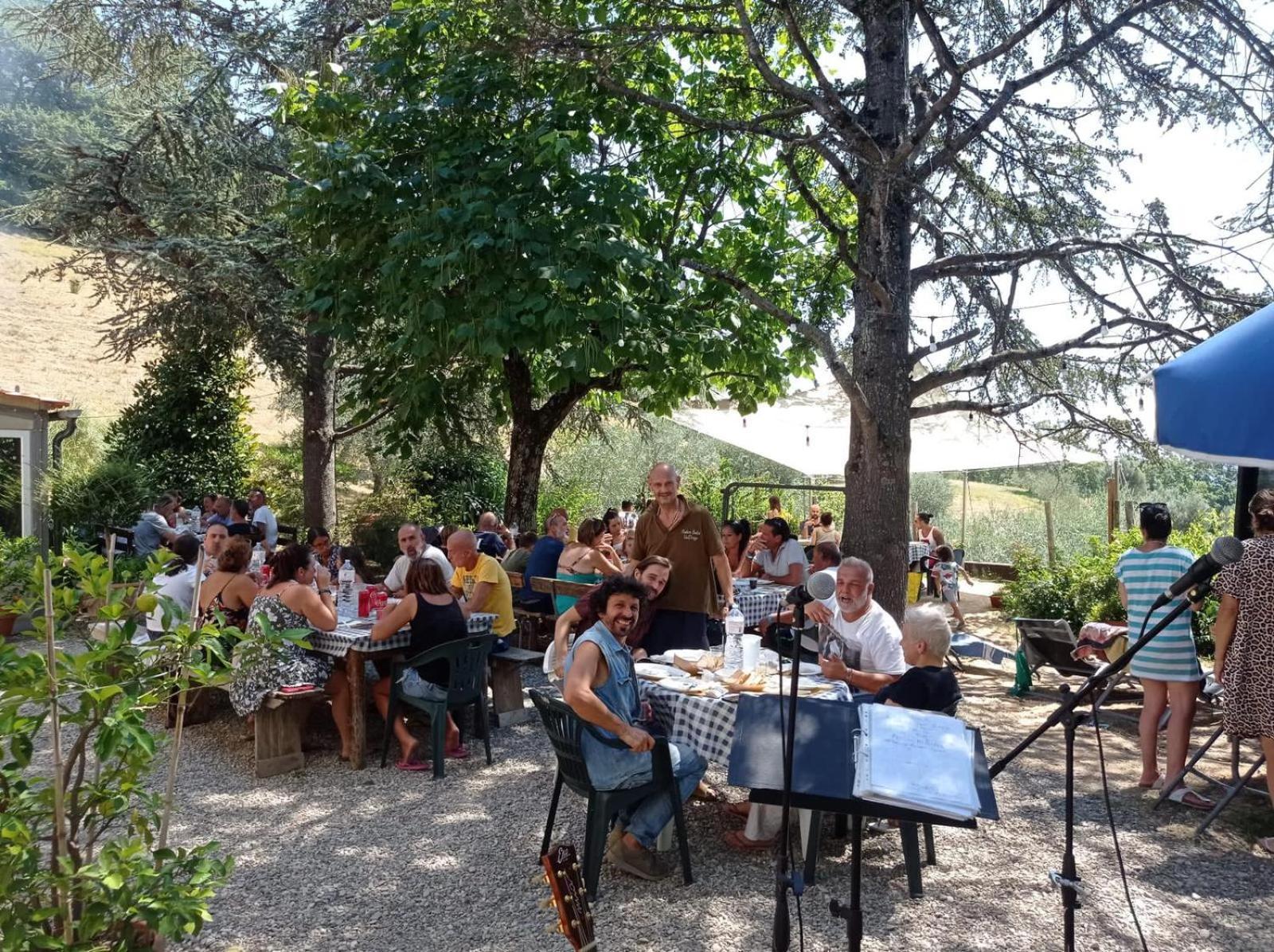 Ala Di Maniero In Agriturismo Valdrago In Toscana, Nel Verde Mugello Sulle Colline Di Firenze Borgo San Lorenzo Buitenkant foto